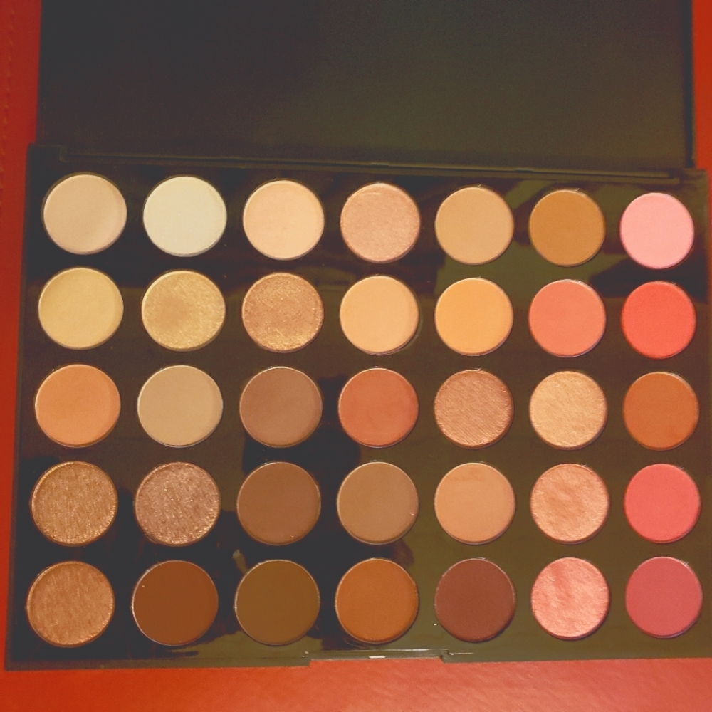 Morphe 35O Supernatural Glow Artistry Palette